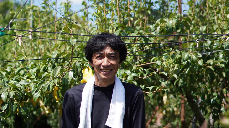笑顔の西村さん 西村果樹ガーデン